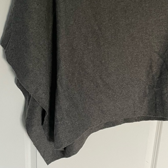 New! Red Envelope 100% cashmere Poncho dark gray nwot 47128 - Picture 5 of 16